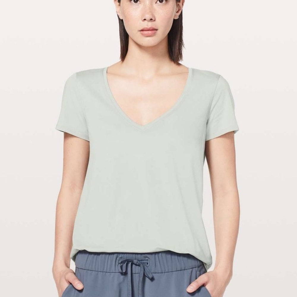 lululemon seafoam green love tee - never worn